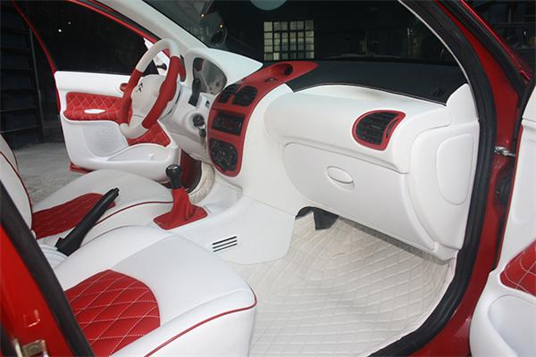 領航舵汽車裝飾 以專業與匠心，為您的愛車增添魅力與舒適